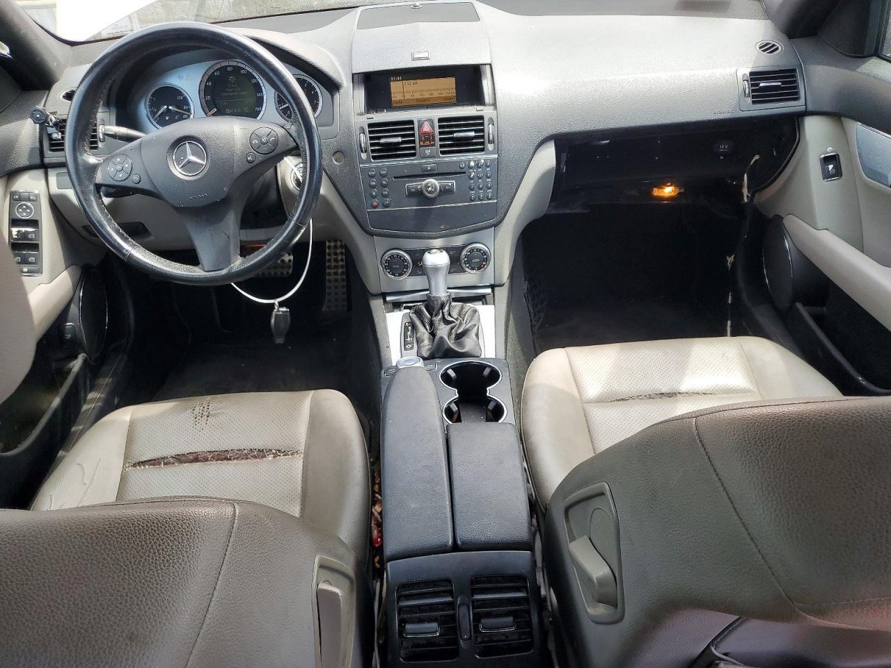 2008 MERCEDES-BENZ C 300 — Фото 8 из 12
