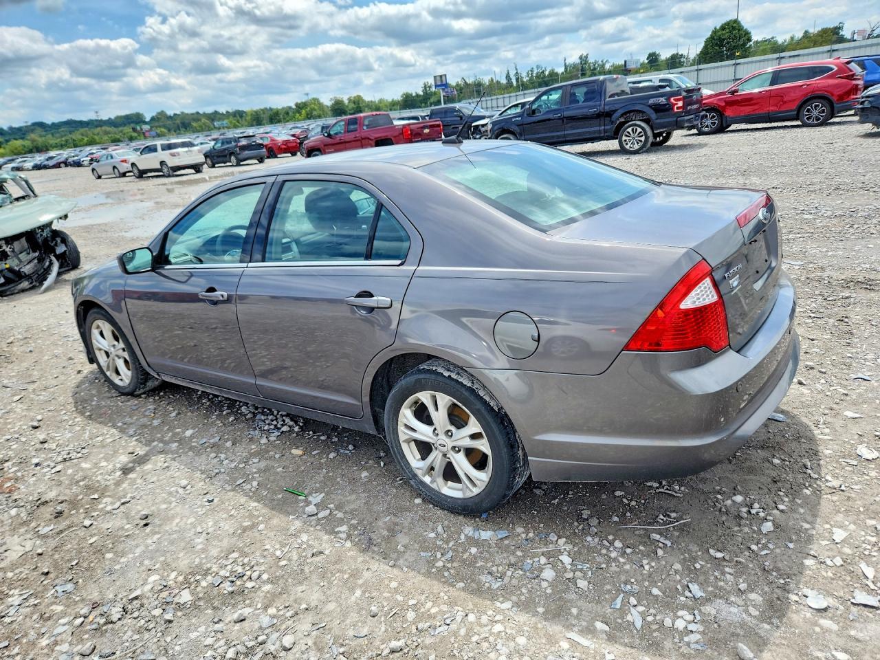 3FAHP0HA2CR283491 2012 FORD FUSION photo no. 2