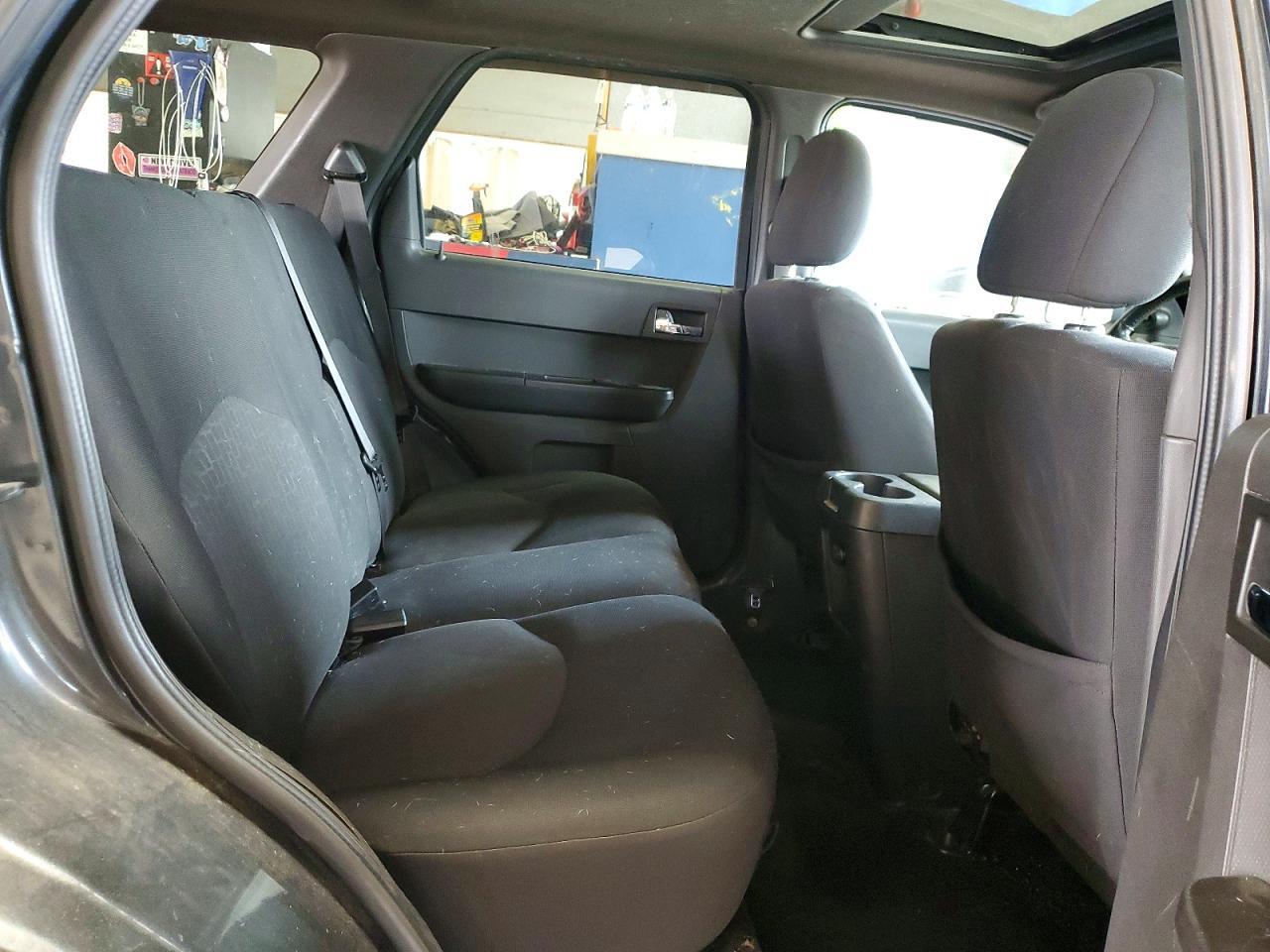 4M2CU91148KJ33108 2008 MERCURY MARINER photo no. 10