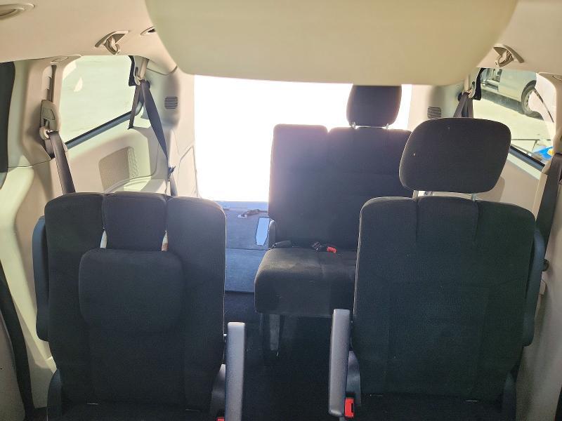 2016 DODGE GRAND CARAVAN SE — Фото 10 из 13