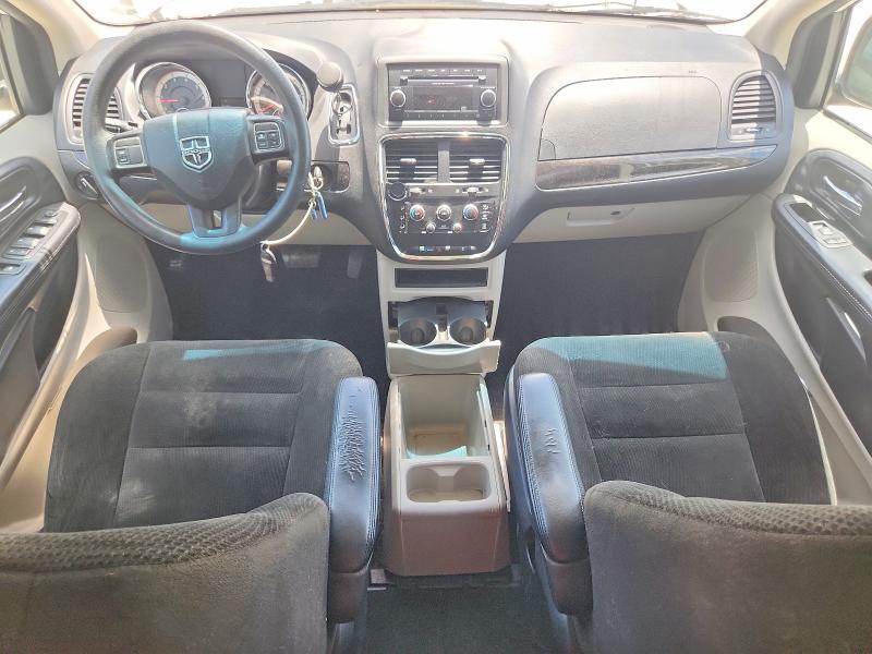 2016 DODGE GRAND CARAVAN SE — Фото 8 из 13