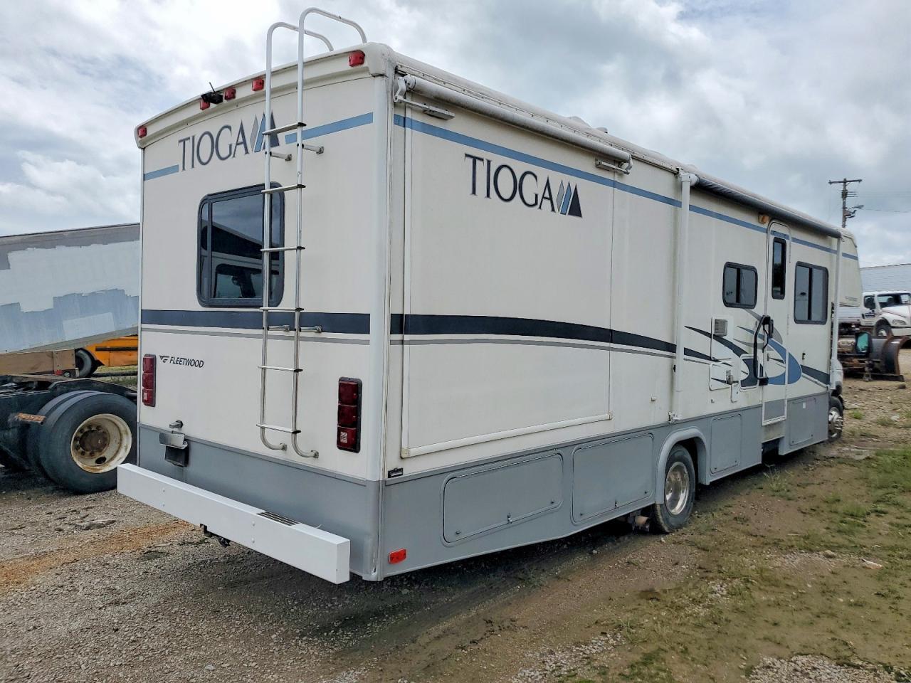 2005 FLEETWOOD TIOGA RV — Фото 4 из 10