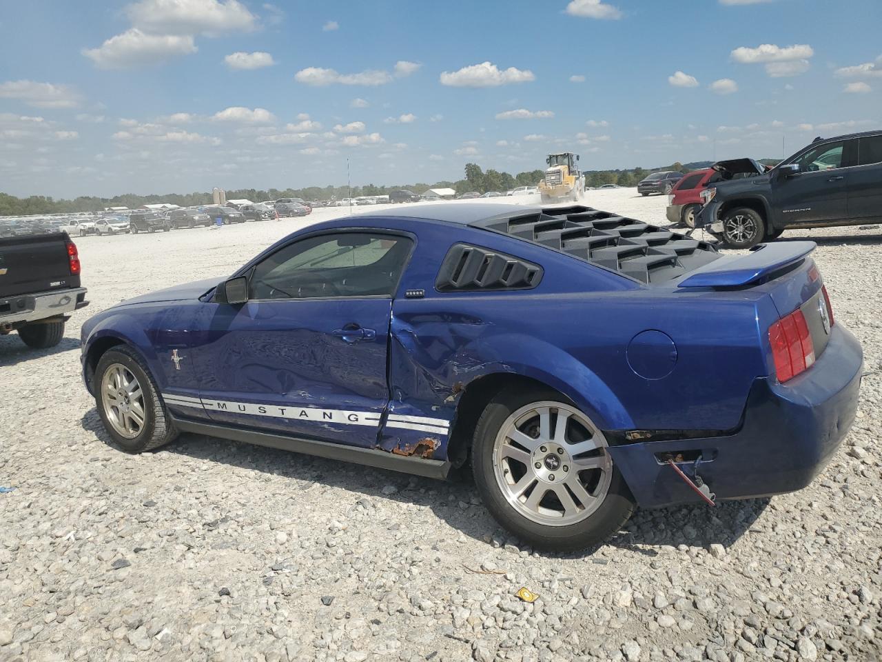 1ZVFT80N155253105 2005 FORD MUSTANG photo no. 2