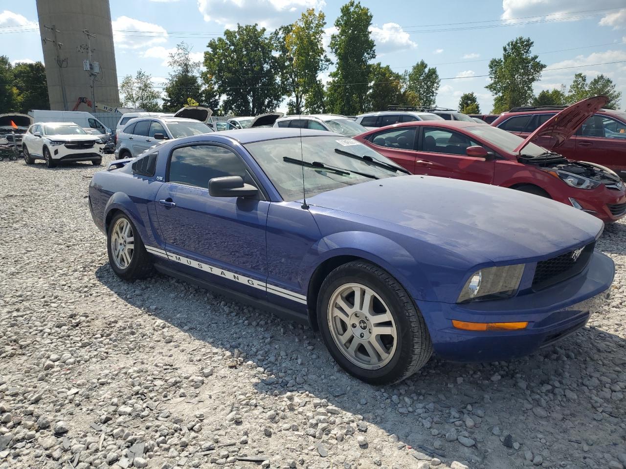 1ZVFT80N155253105 2005 FORD MUSTANG photo no. 4