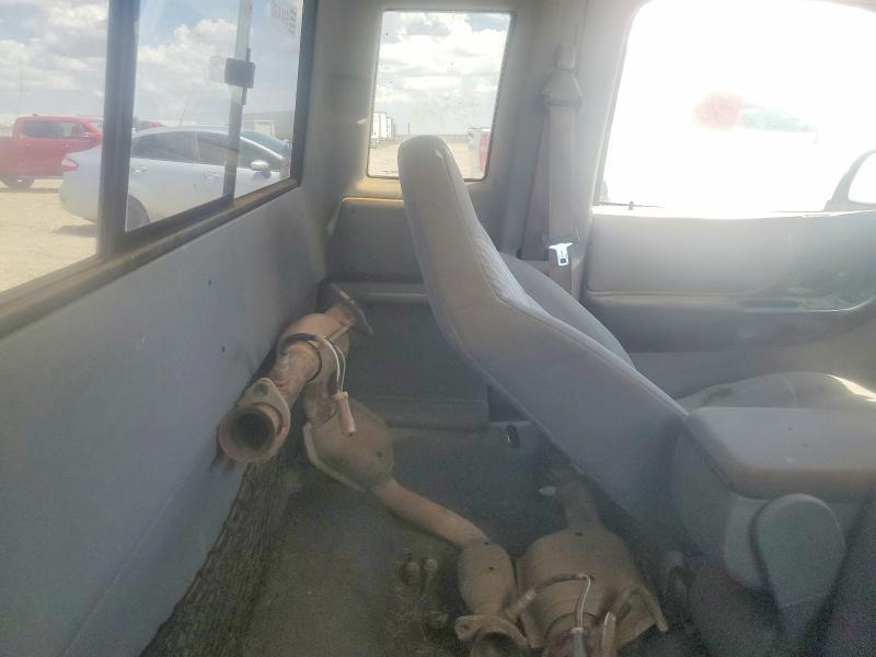 2001 MAZDA B3000 CAB PLUS — Фото 10 из 12