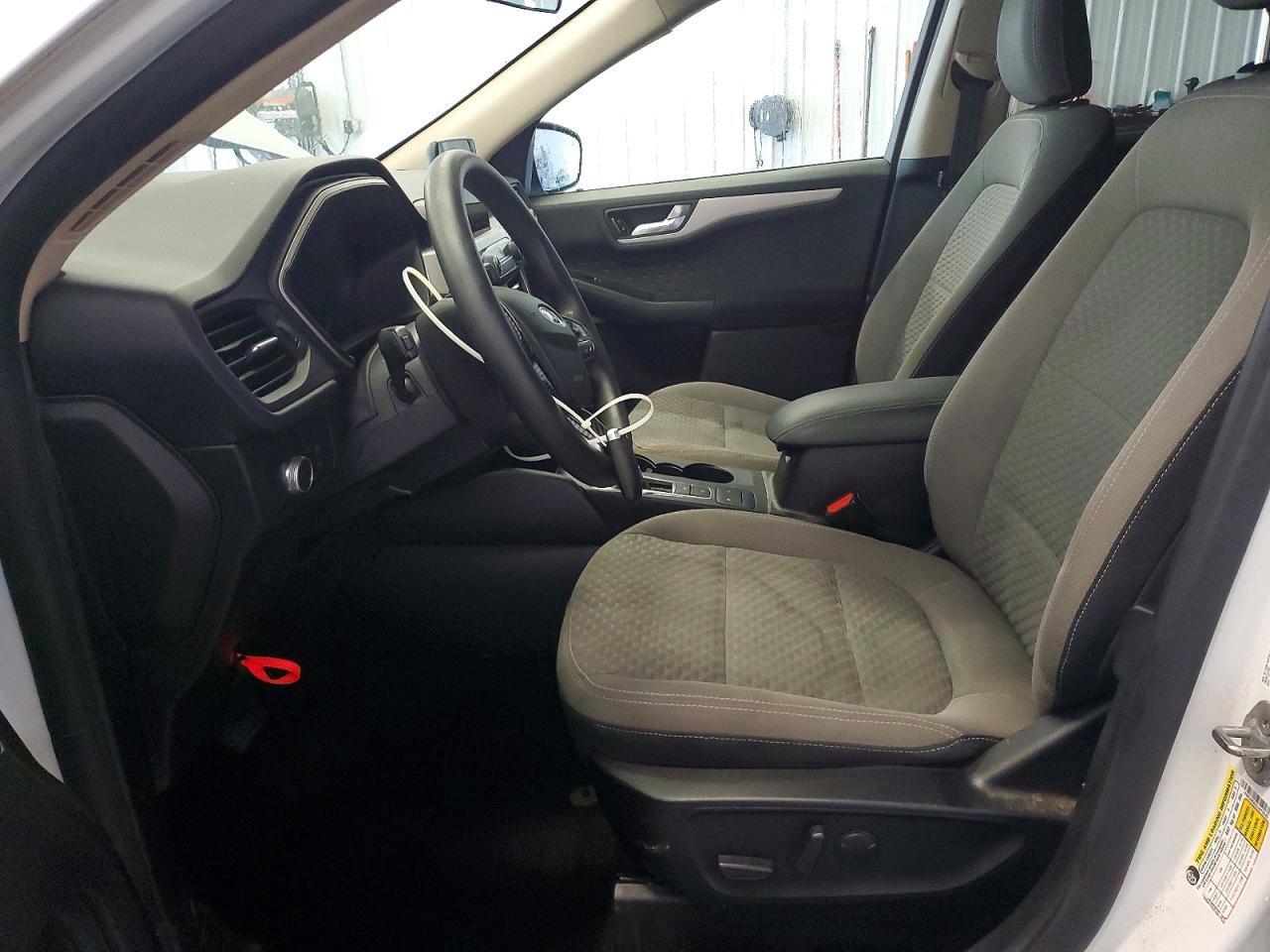 2020 FORD ESCAPE SE — Фото 7 из 13