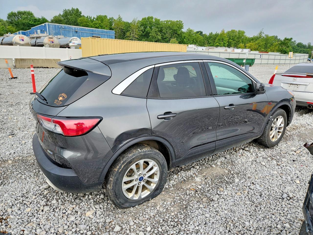 2020 FORD ESCAPE SE — Фото 3 из 13