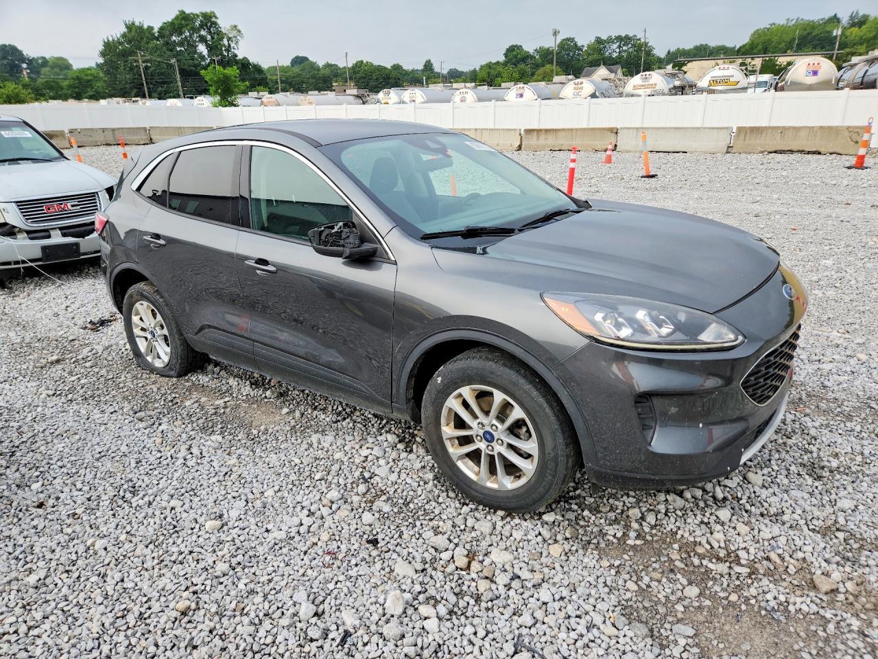 2020 FORD ESCAPE SE — Фото 4 из 13