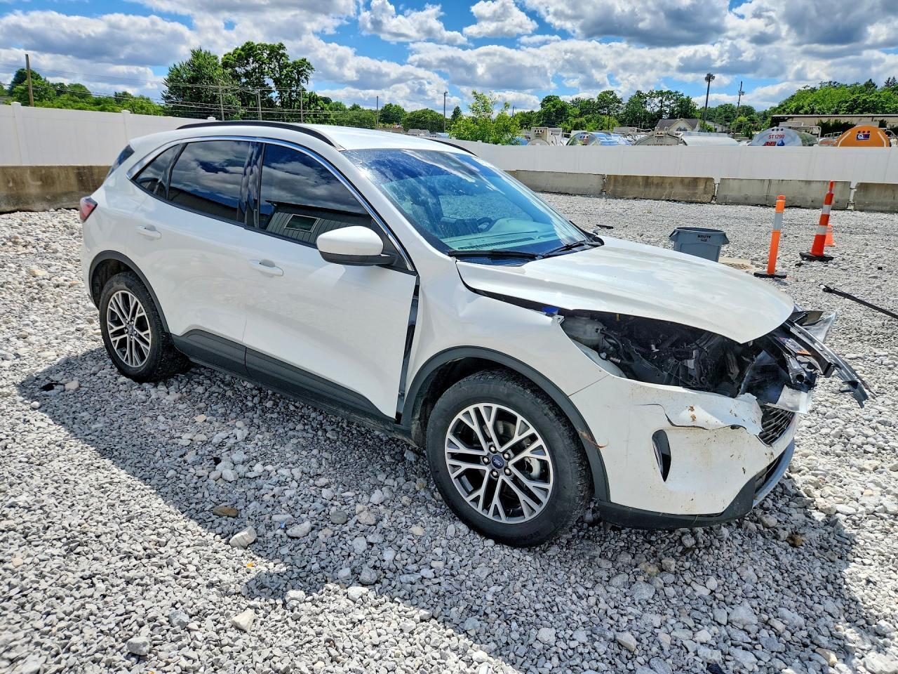2020 FORD ESCAPE SEL — Фото 4 из 14