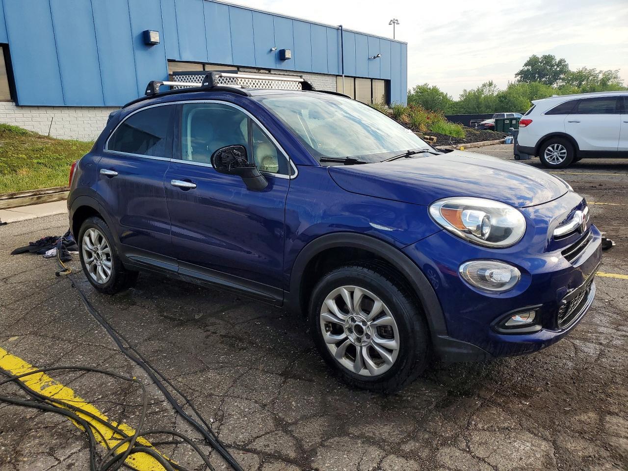 2016 FIAT 500X LOUNGE — Фото 4 из 13