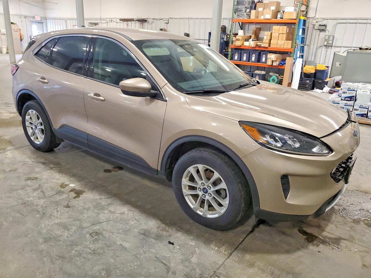 1FMCU9G66LUB63695 2020 FORD ESCAPE photo no. 4