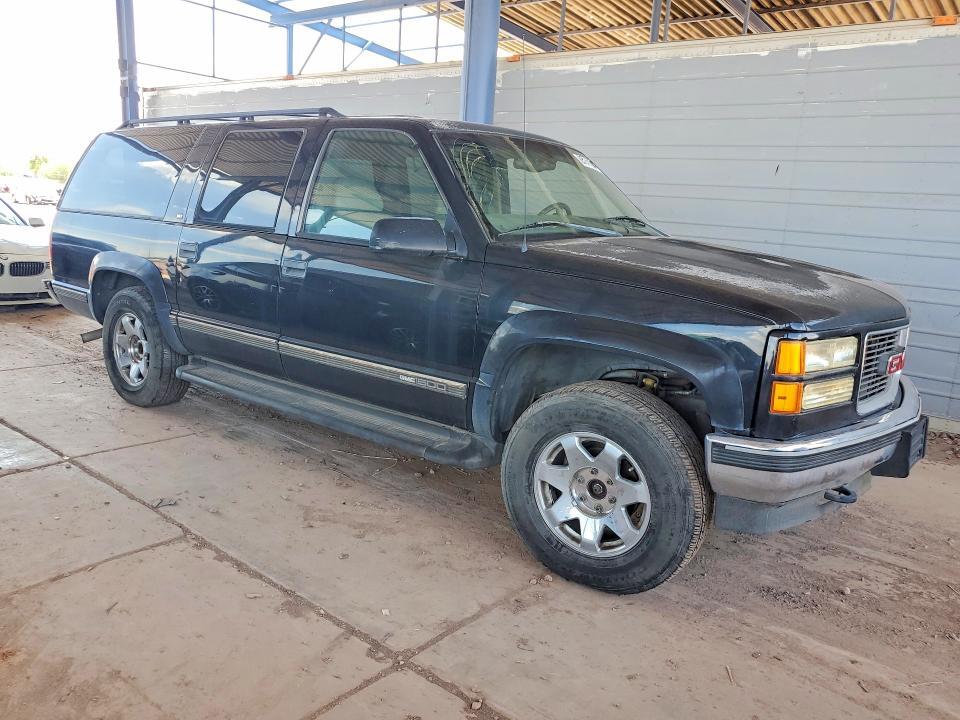 1999 GMC SUBURBAN K1500 — Фото 4 из 13