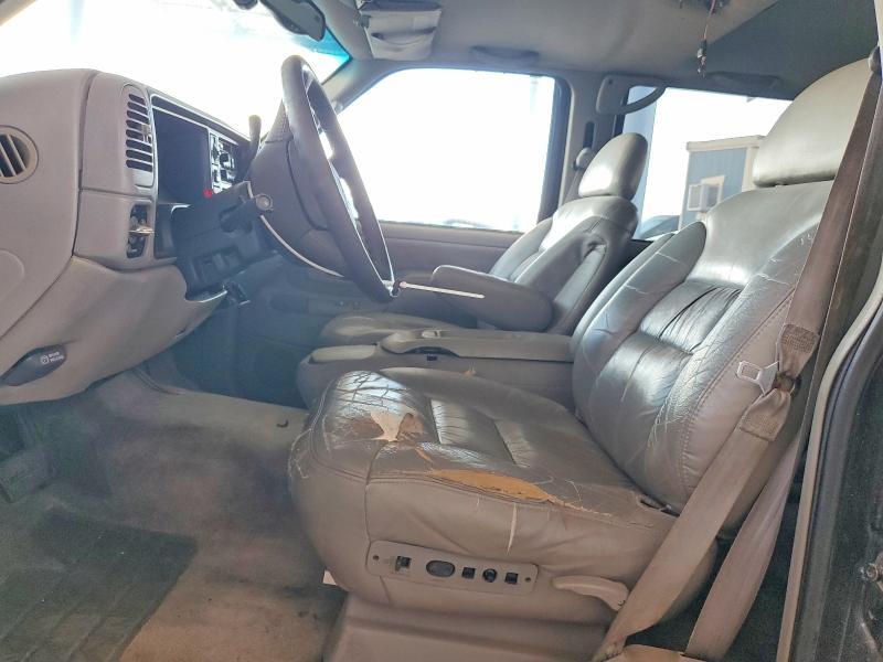 1999 GMC SUBURBAN K1500 — Фото 7 из 13