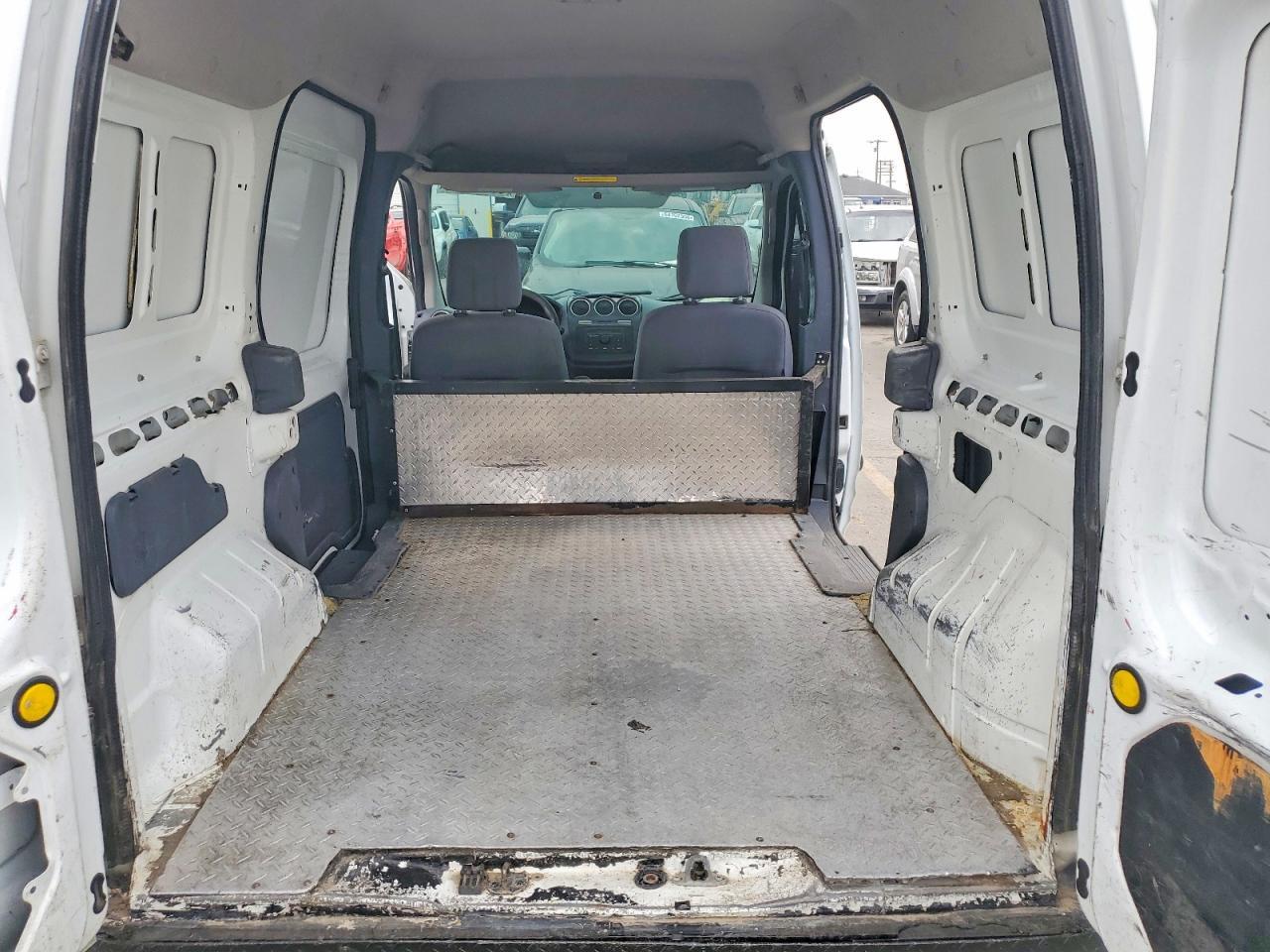 2012 FORD TRANSIT CONNECT XL — Фото 10 из 13