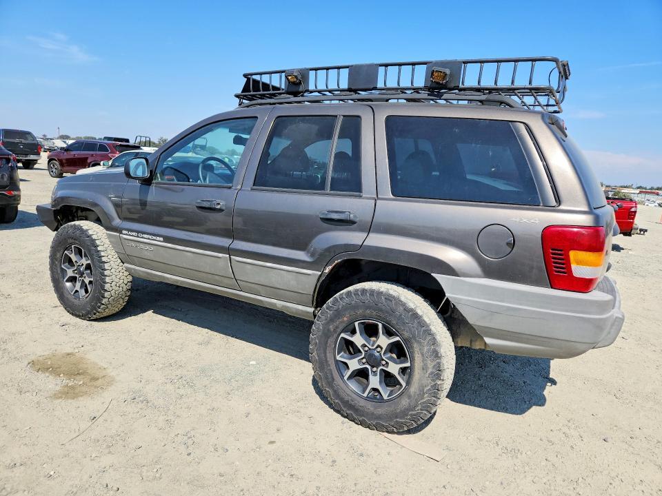1999 JEEP GRAND CHEROKEE LAREDO — Фото 2 из 13