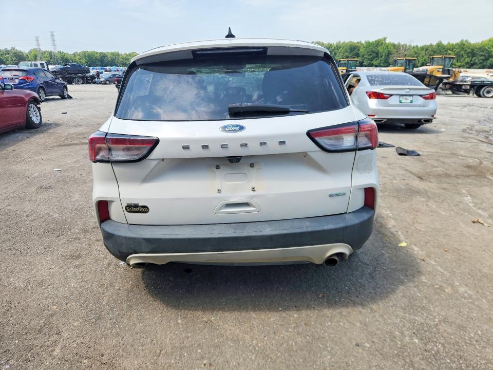 2020 FORD ESCAPE SE — Фото 6 из 13