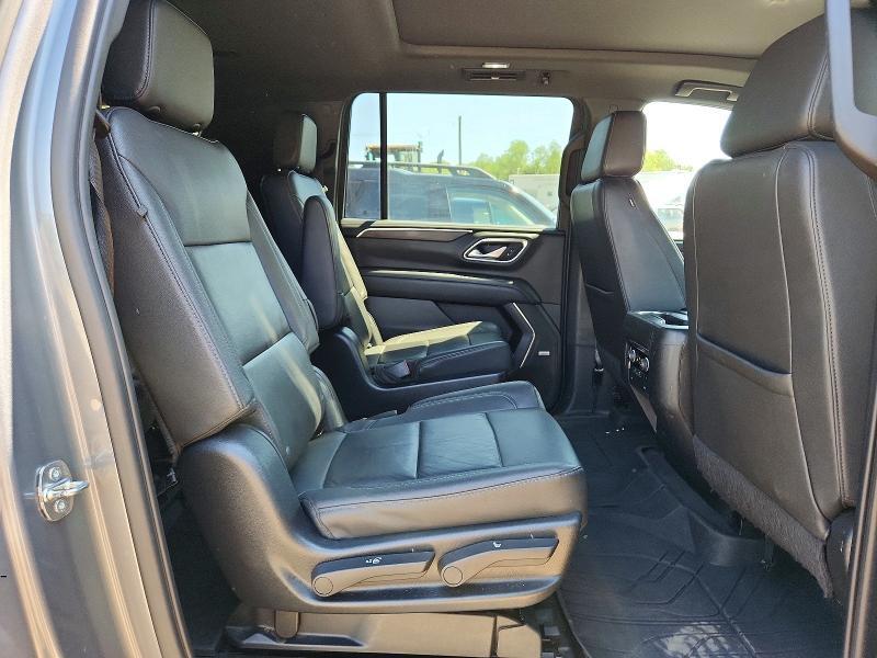 2022 CHEVROLET SUBURBAN K1500 LT — Фото 11 из 13
