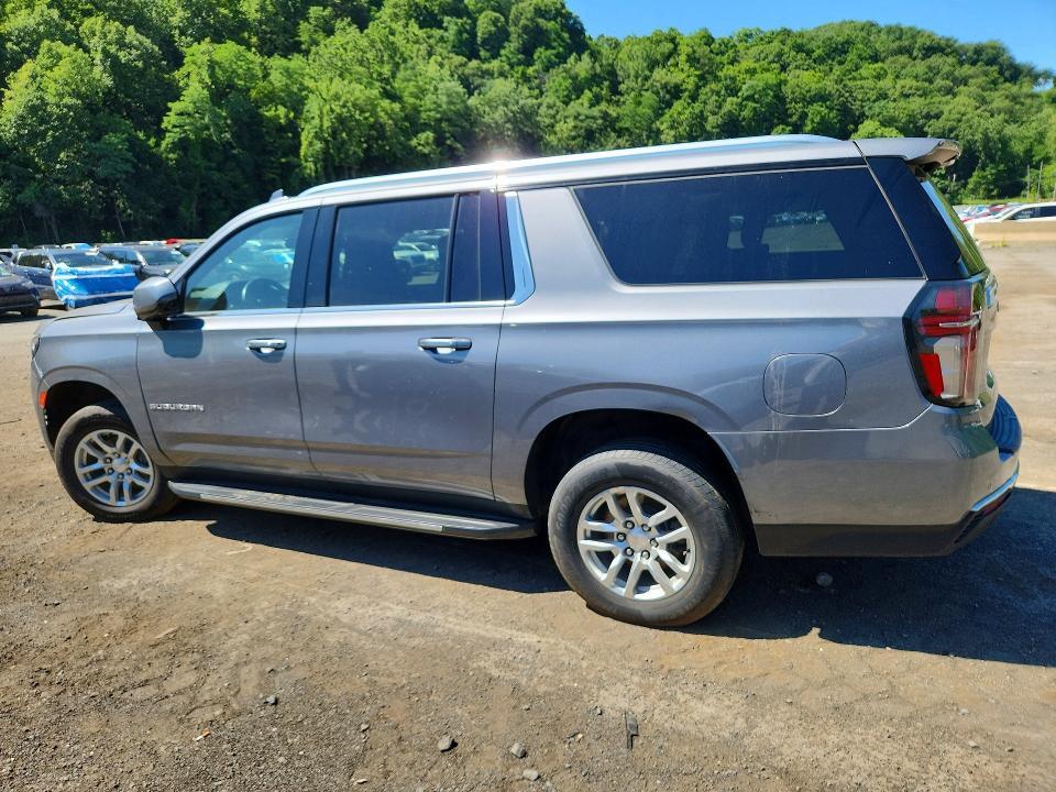 2022 CHEVROLET SUBURBAN K1500 LT — Фото 2 из 13