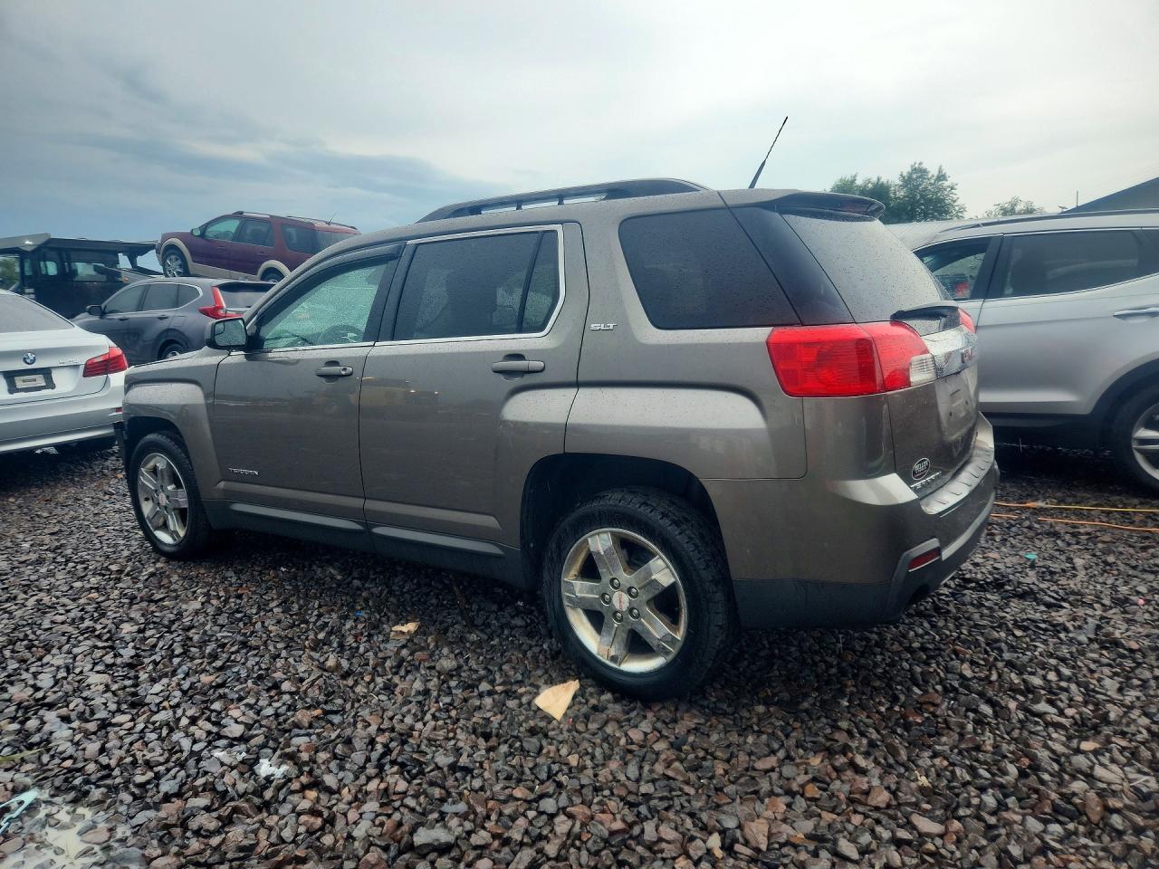2GKFLUE52C6269825 2012 GMC TERRAIN photo no. 2