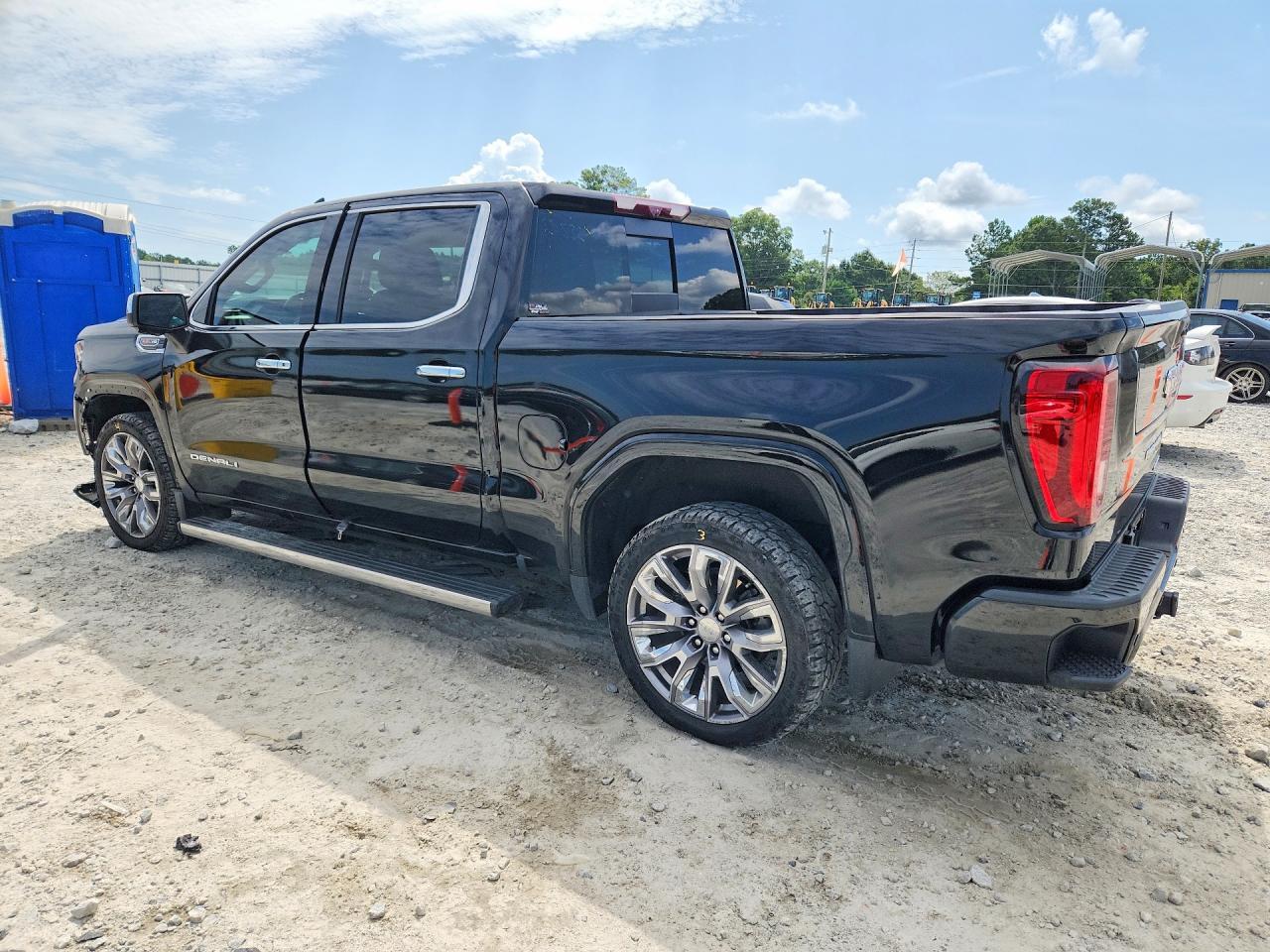 2024 GMC SIERRA K1500 DENALI — Фото 2 из 12