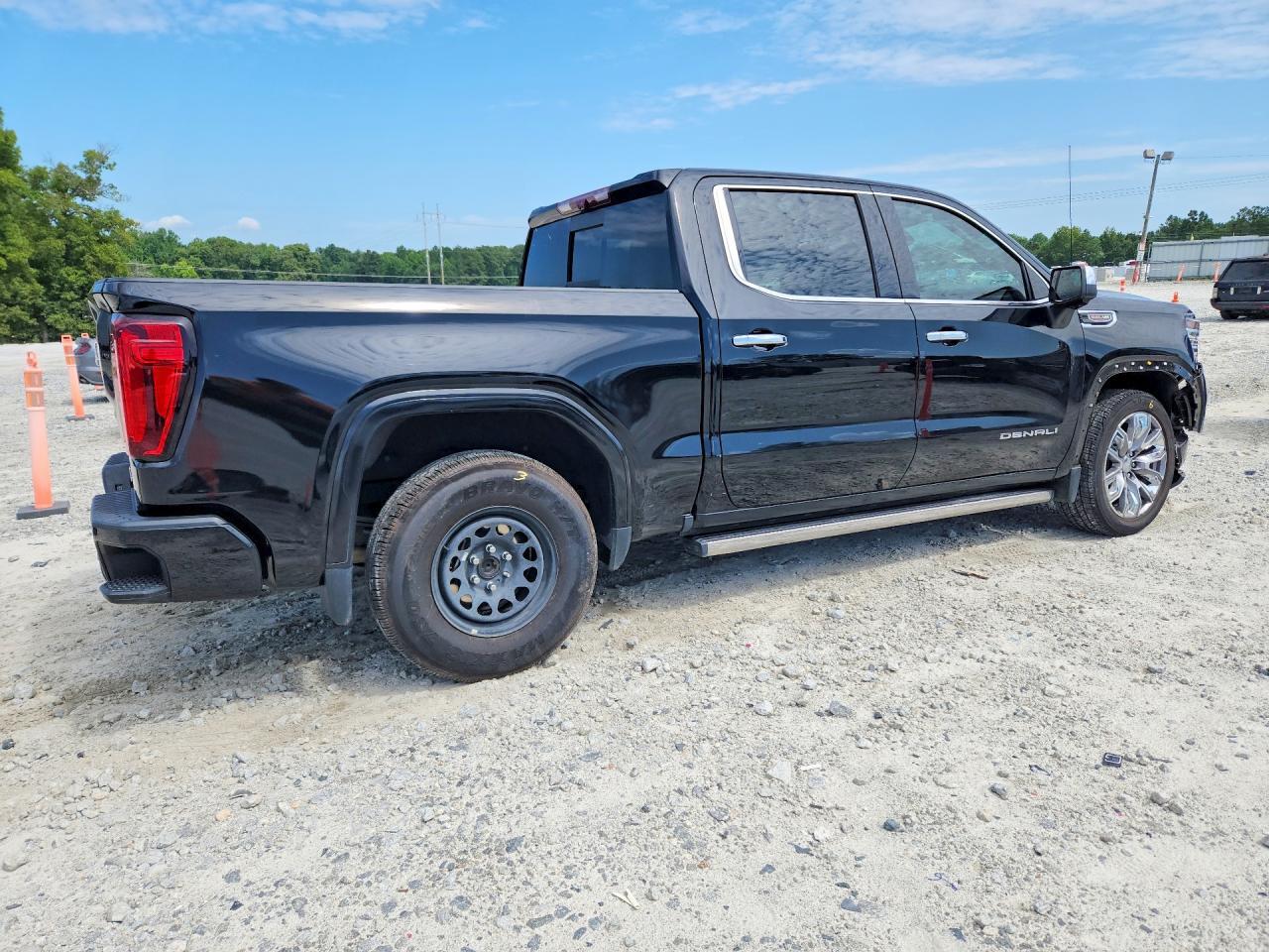 2024 GMC SIERRA K1500 DENALI — Фото 3 из 12