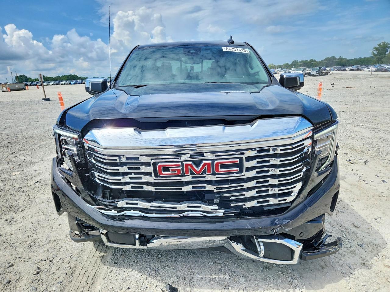 2024 GMC SIERRA K1500 DENALI — Фото 5 из 12