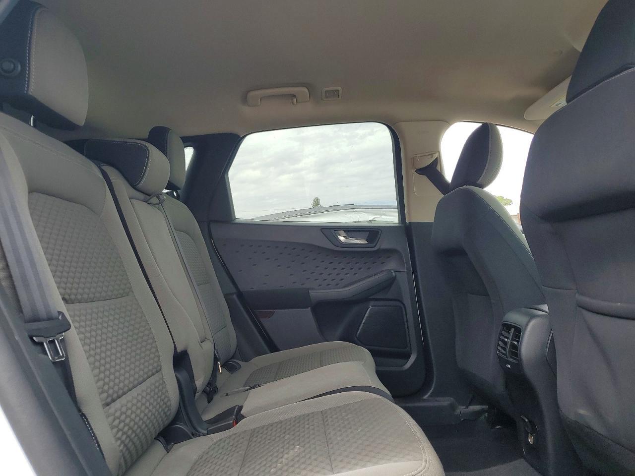 2020 FORD ESCAPE SE — Фото 10 из 12