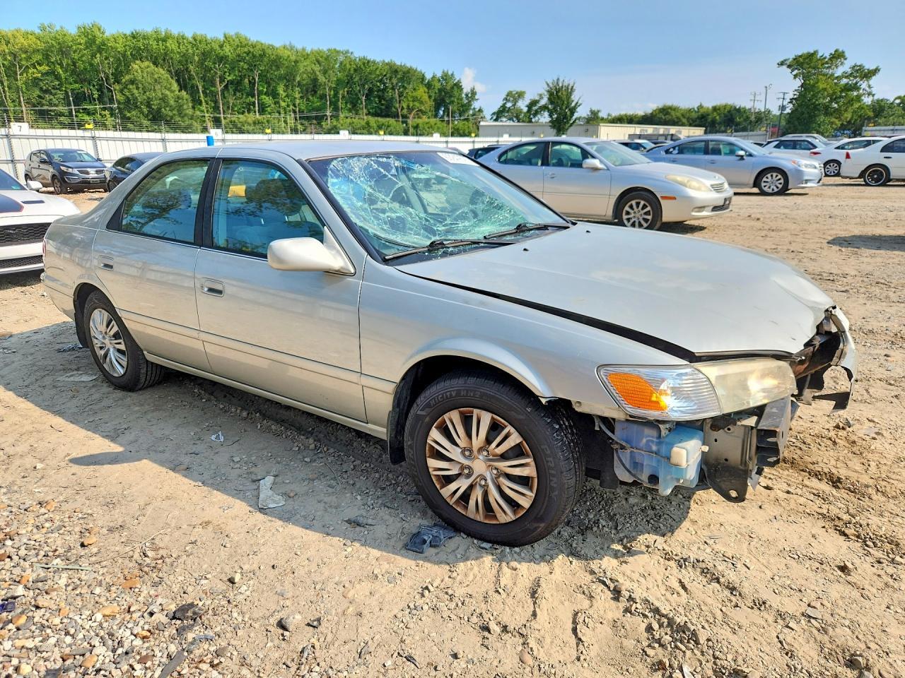 2001 TOYOTA CAMRY CE — Фото 4 из 12