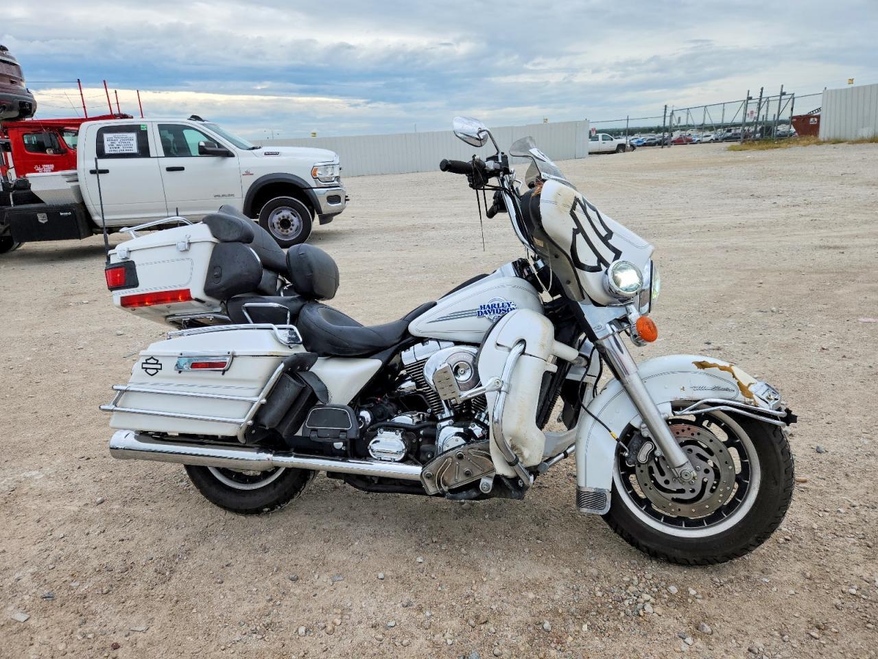 2005 HARLEY-DAVIDSON FLHTCUI 1HD1FCW165Y673399