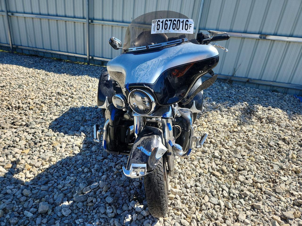 1HD1MAM10CB856522 2012 HARLEY-DAVIDSON FLHTCUTG photo no. 2