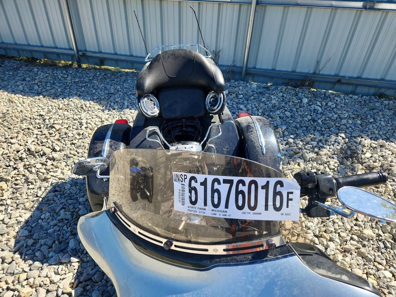 1HD1MAM10CB856522 2012 HARLEY-DAVIDSON FLHTCUTG photo no. 5