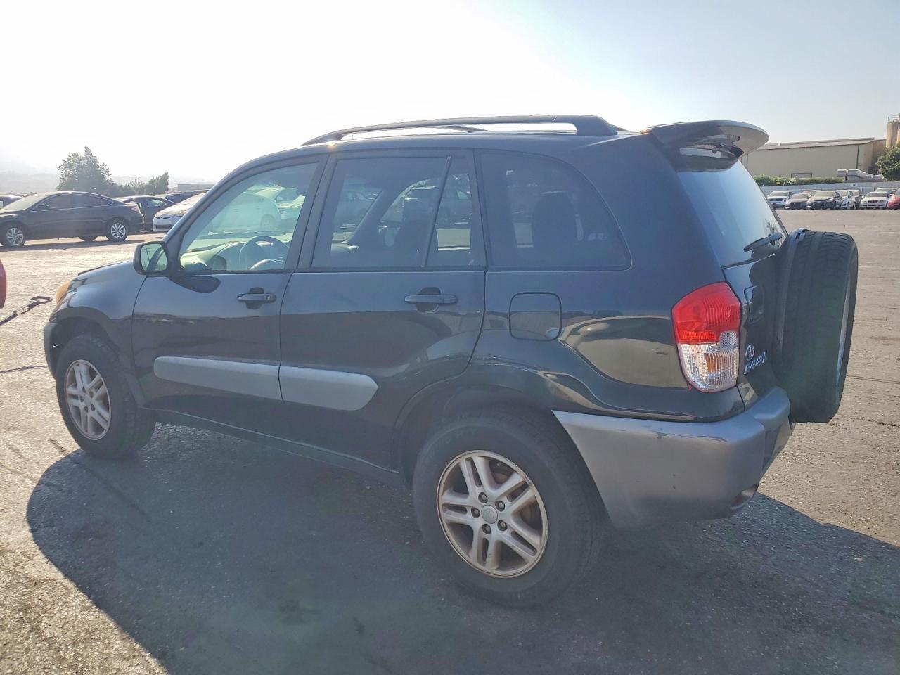 2001 TOYOTA RAV4 BASE — Фото 2 из 13