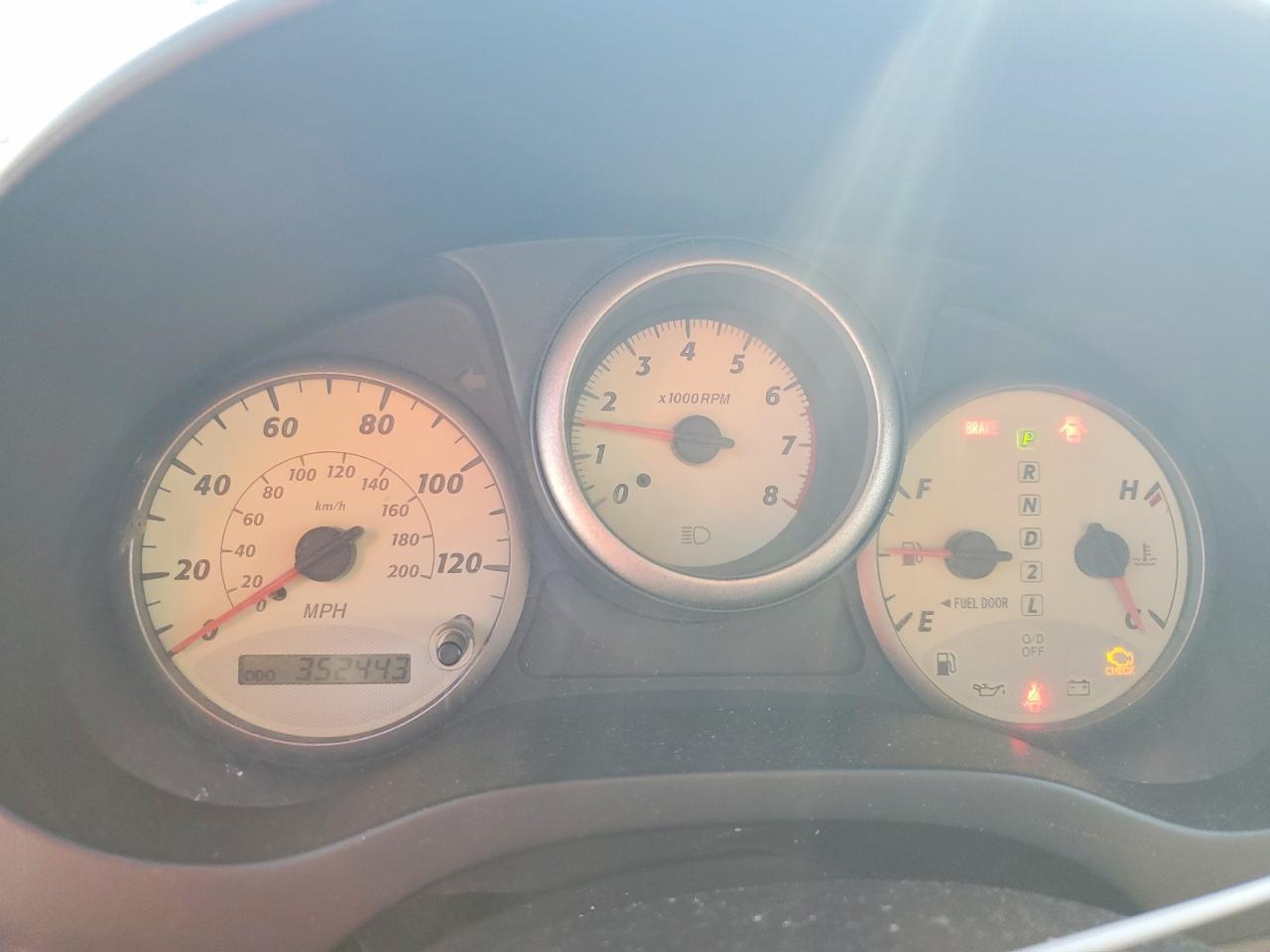 2001 TOYOTA RAV4 BASE — Фото 9 из 13