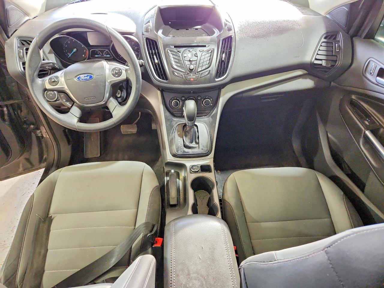 2016 FORD ESCAPE SE — Фото 8 из 13