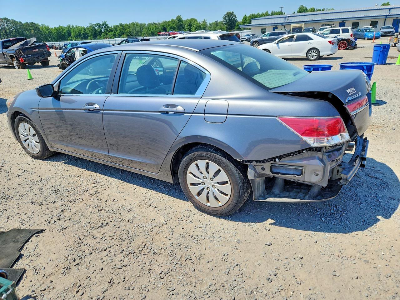 2012 HONDA ACCORD LX — Фото 2 из 12
