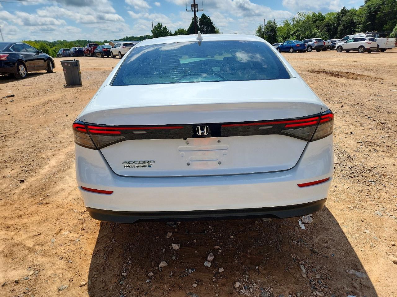2024 HONDA ACCORD EX — Фото 6 из 12