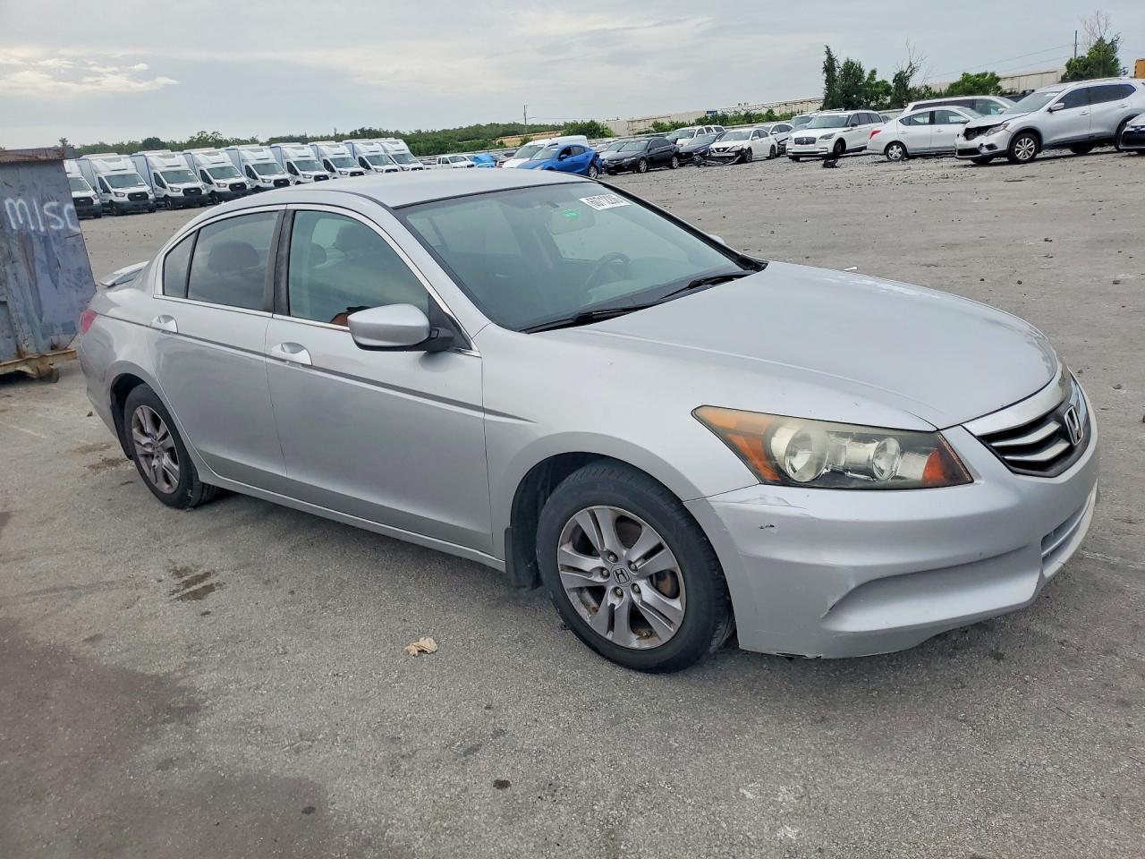 2012 HONDA ACCORD SE — Фото 4 из 12