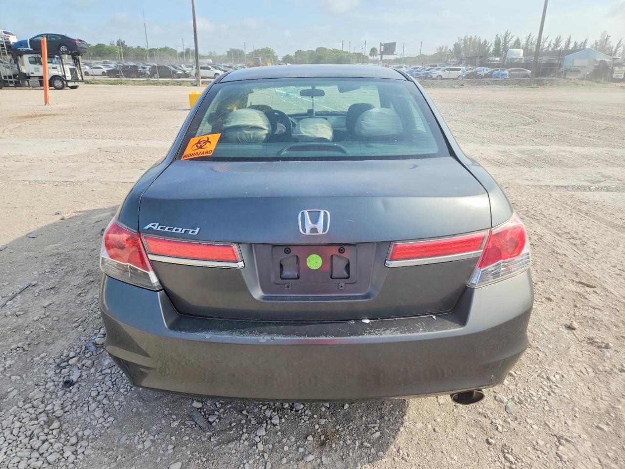 2012 HONDA ACCORD LX — Фото 6 из 13