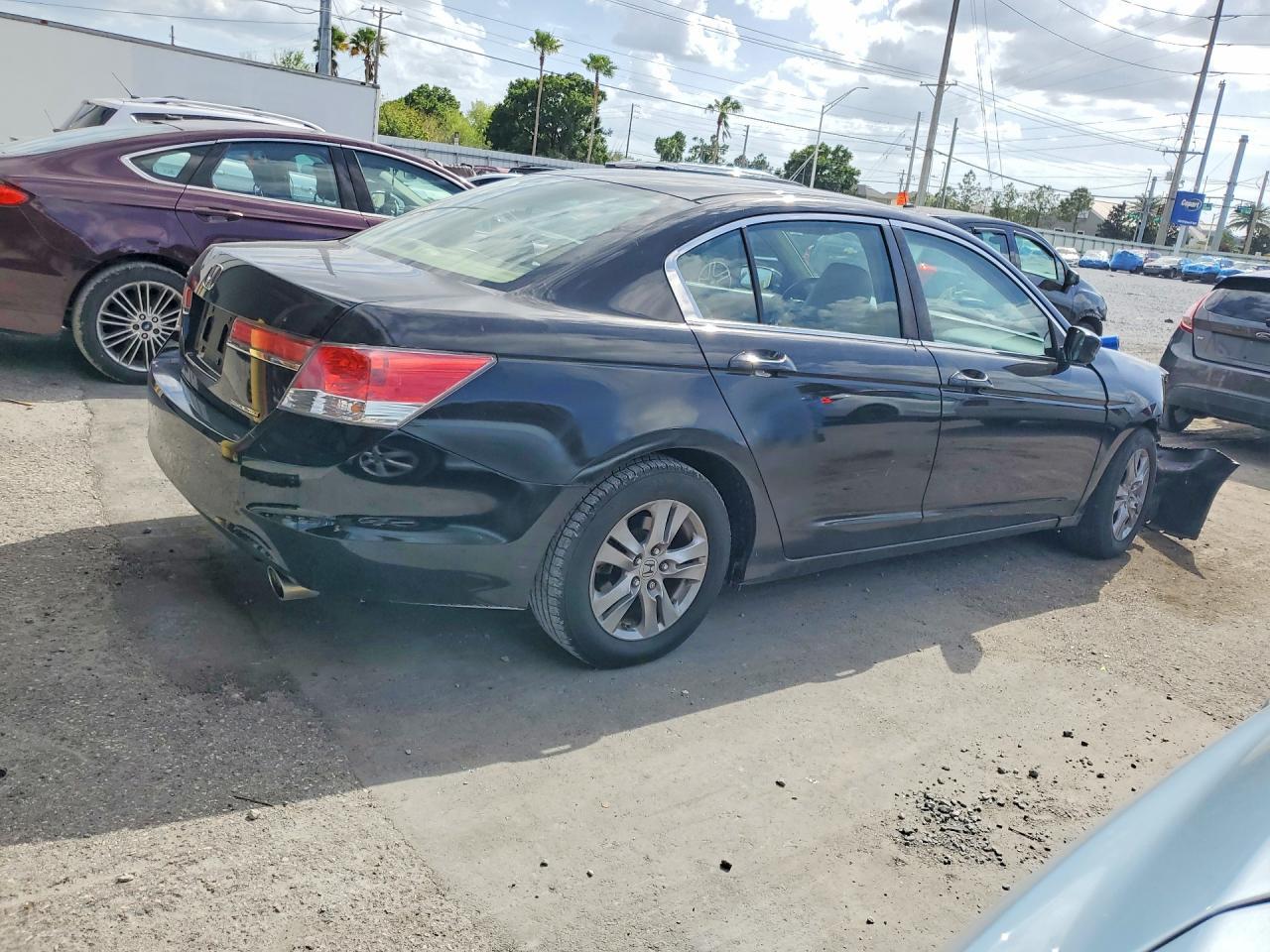 2012 HONDA ACCORD SE — Фото 3 из 12
