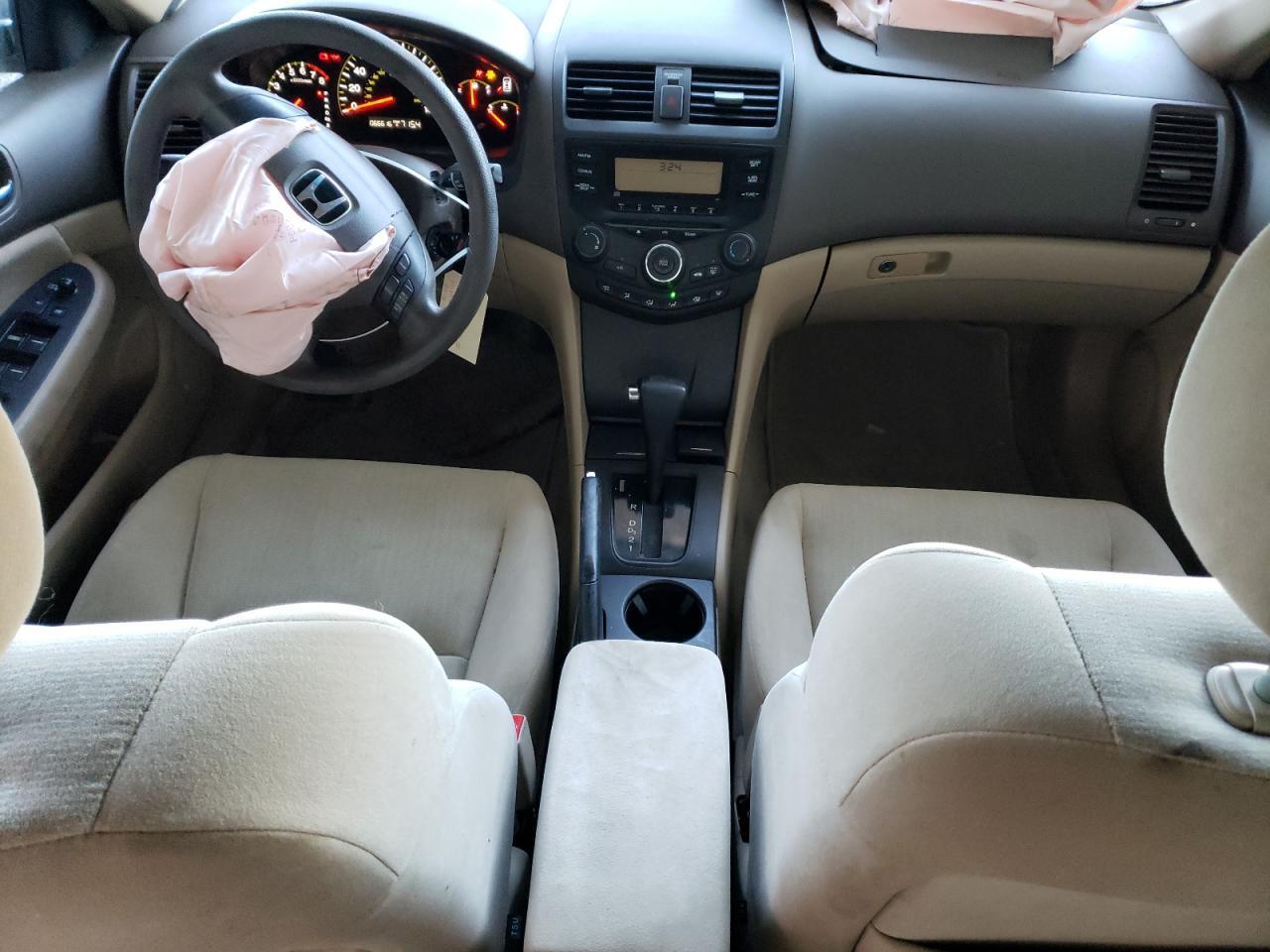 2005 HONDA ACCORD LX — Фото 8 из 12