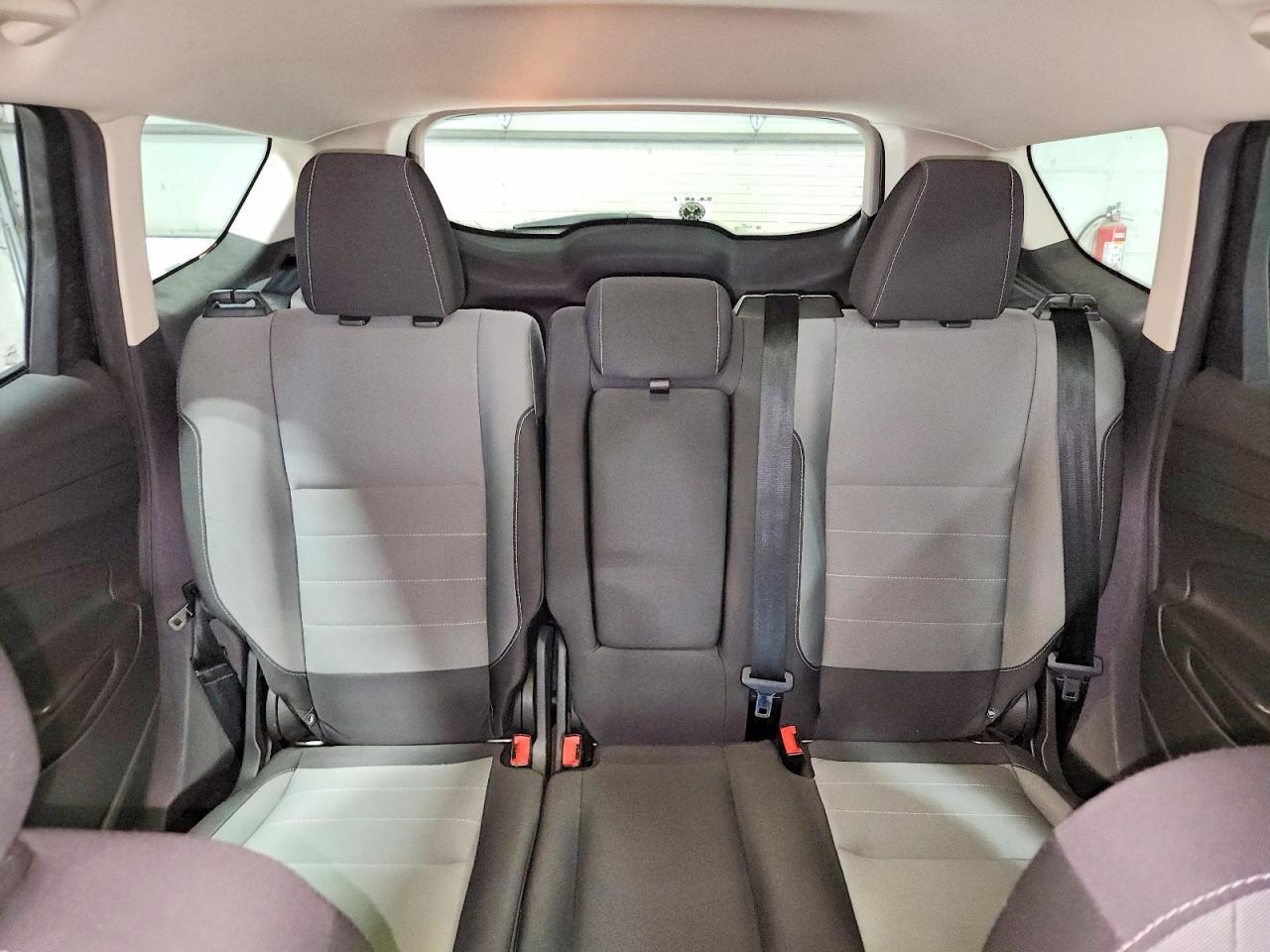 2016 FORD ESCAPE SE — Фото 10 из 13