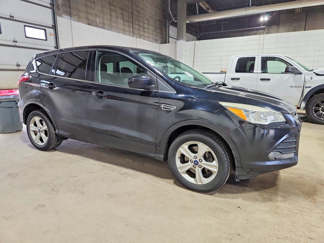 2016 FORD ESCAPE SE — Фото 4 из 13