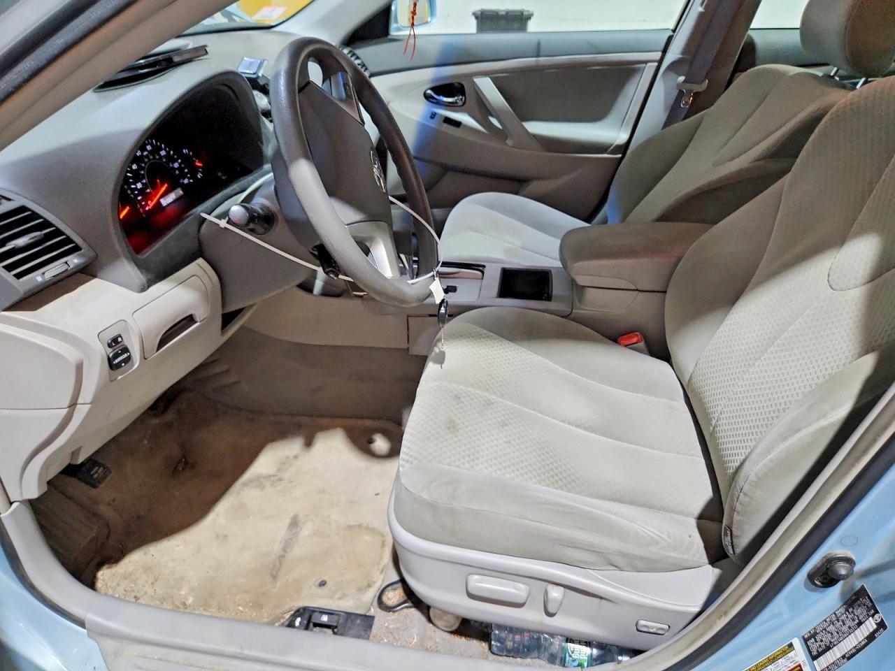 2008 TOYOTA CAMRY LE — Фото 7 из 12