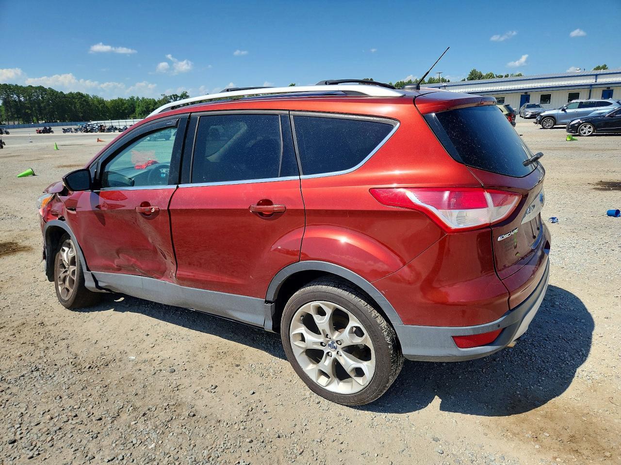 2016 FORD ESCAPE TITANIUM — Фото 2 из 13