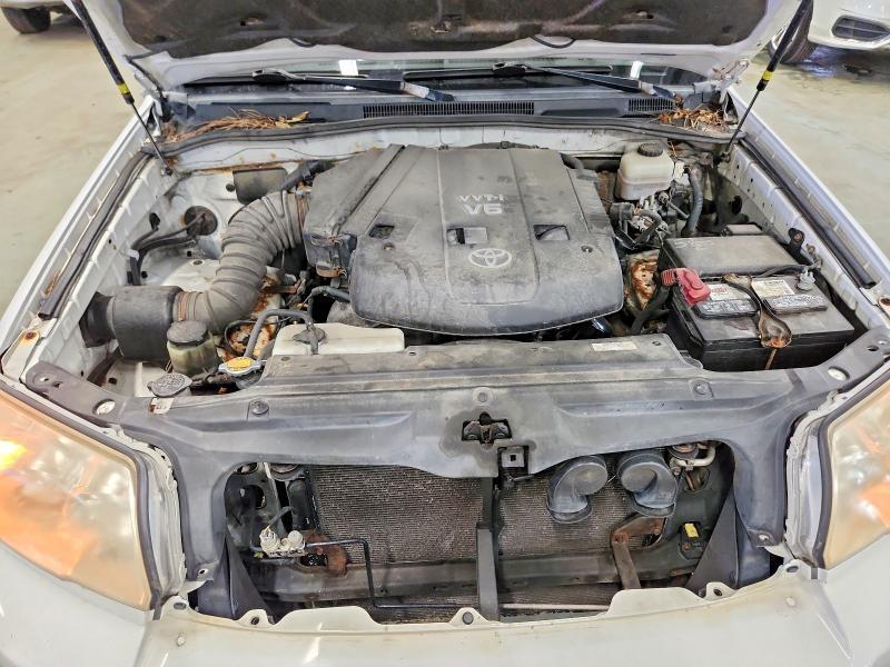 2008 TOYOTA 4RUNNER — Фото 12 из 13