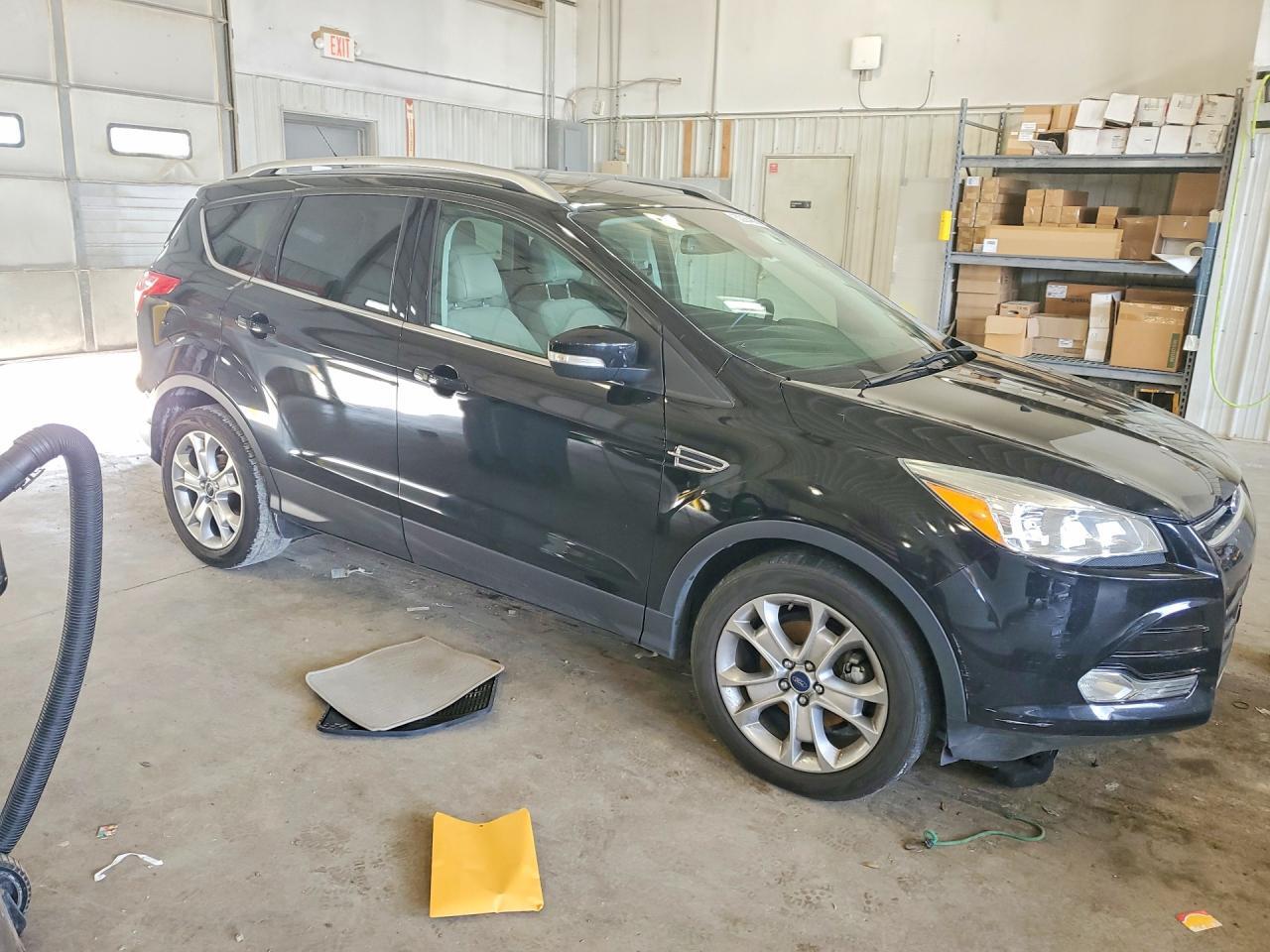 2016 FORD ESCAPE TITANIUM — Фото 4 из 13