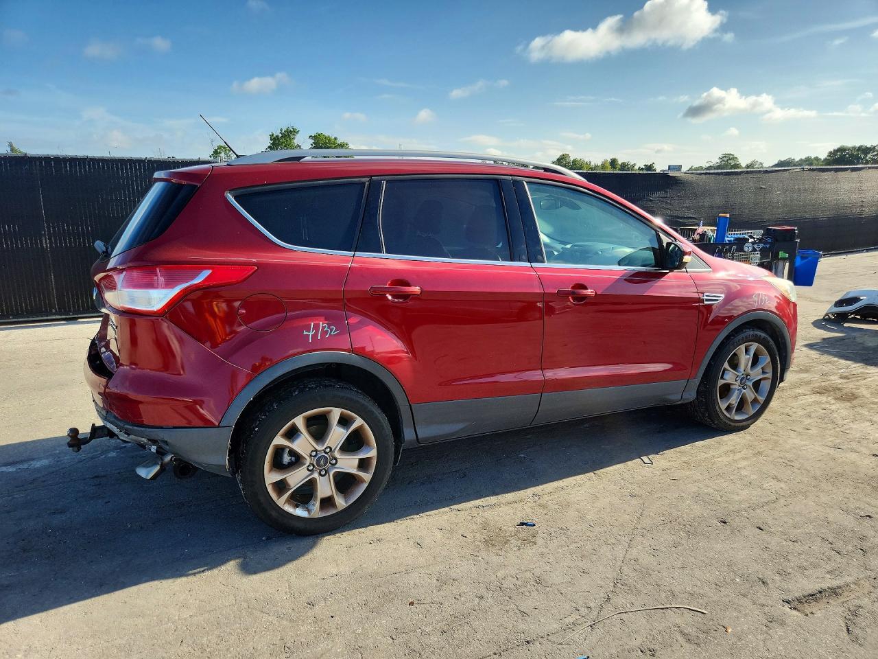 2016 FORD ESCAPE TITANIUM — Фото 3 из 13