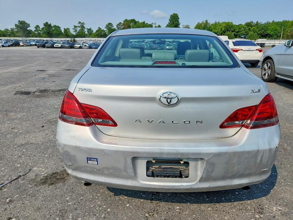 2008 TOYOTA AVALON XLS 4D SEDAN — Фото 6 из 12