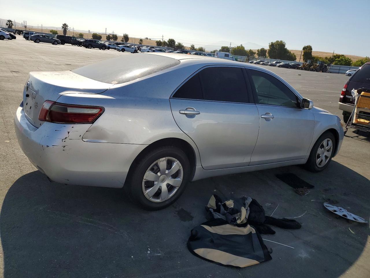 4T1BE46KX8U202757 2008 TOYOTA CAMRY photo no. 3