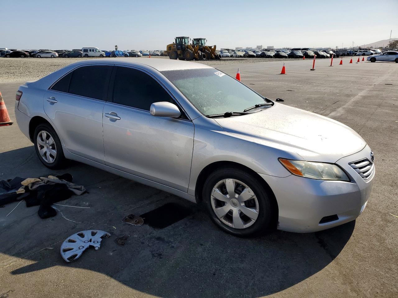 4T1BE46KX8U202757 2008 TOYOTA CAMRY photo no. 4